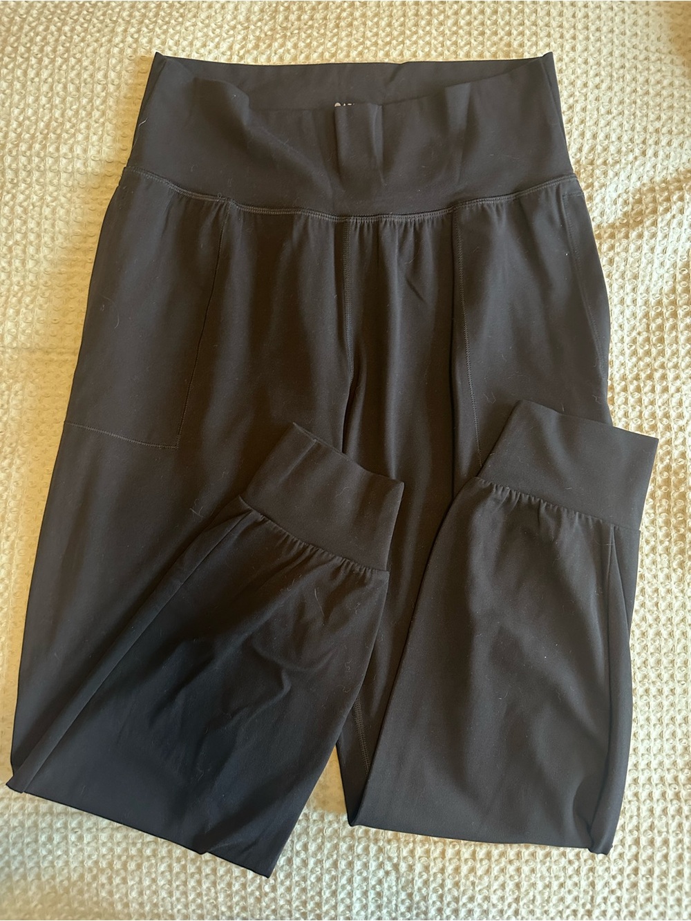 Athleta Stash Jogger - M